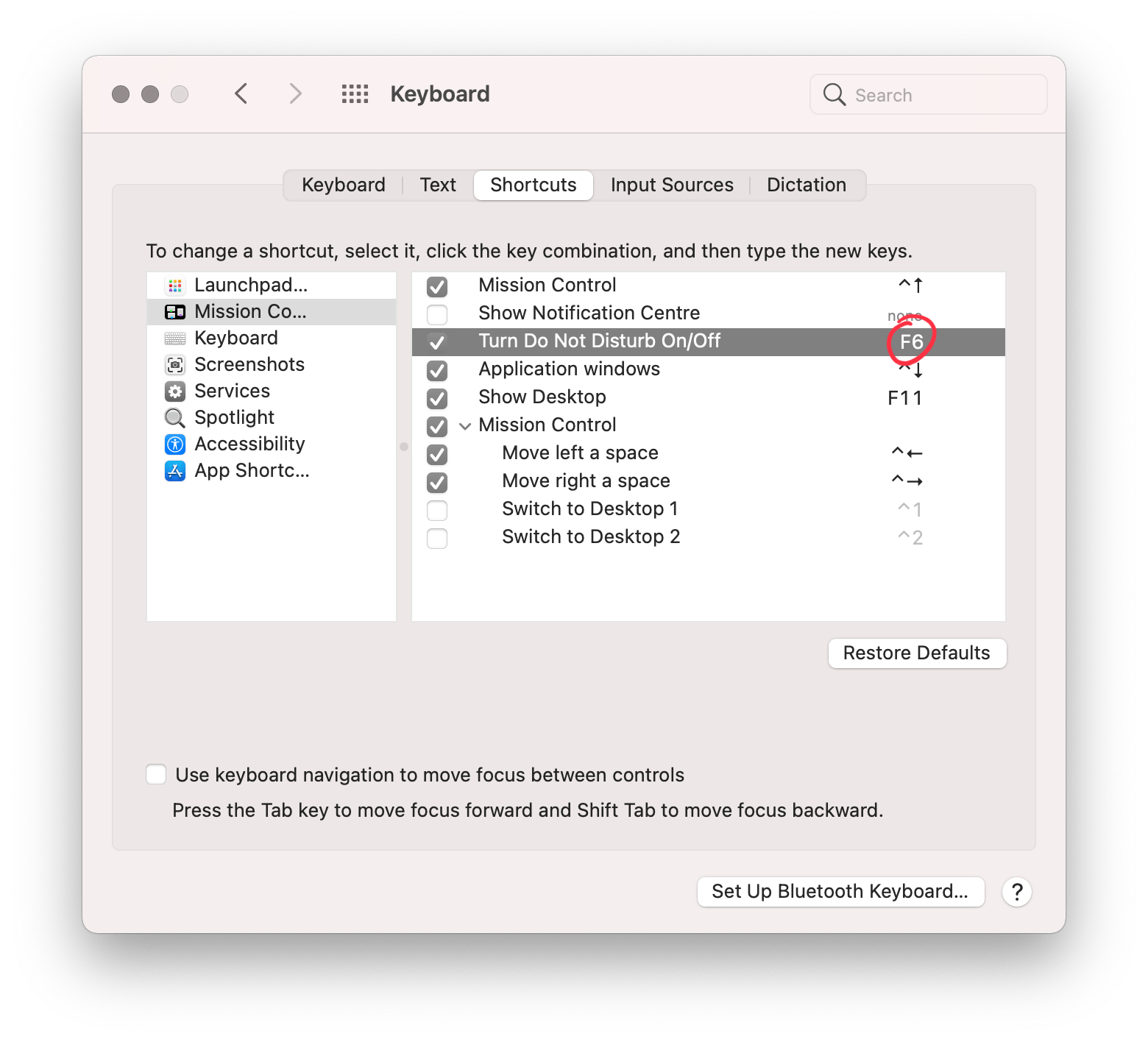 Screenshot of the Keyboard settings window with the custom shortcut for toggling Do Not Disturb mode highlighted